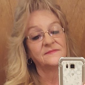 Meet your Posher, Annette